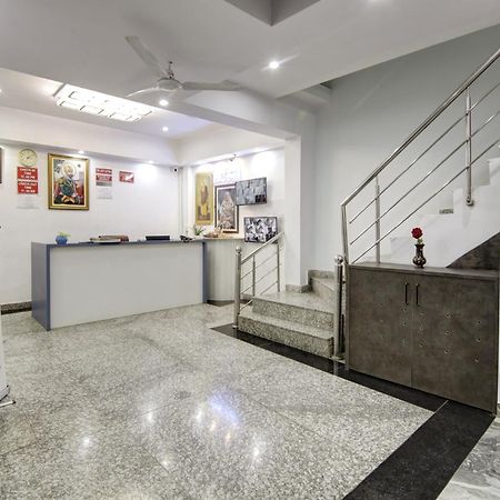 Hotel S B Inn-Near New Delhi Train Station מראה חיצוני תמונה