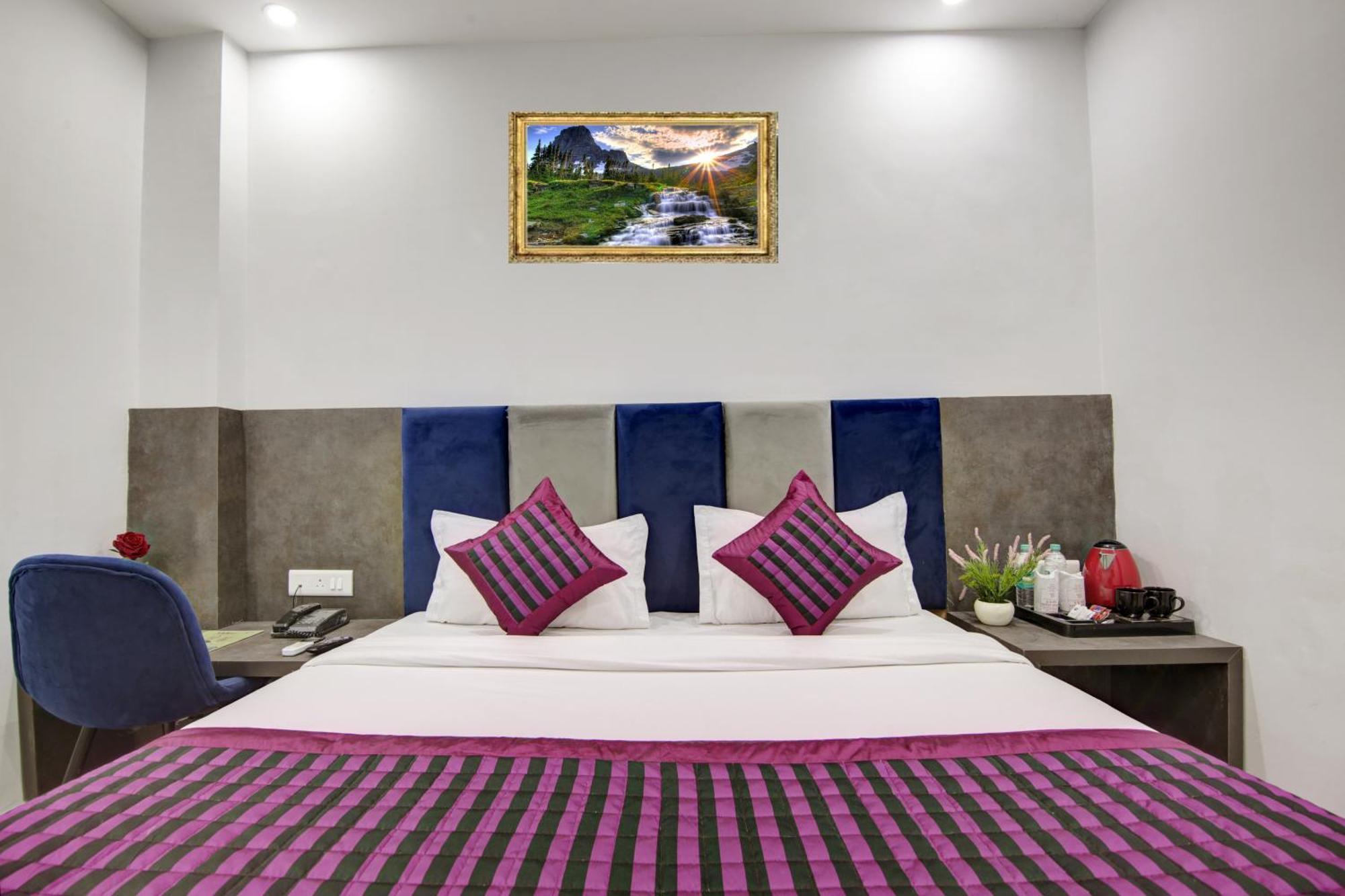 Hotel S B Inn-Near New Delhi Train Station מראה חיצוני תמונה