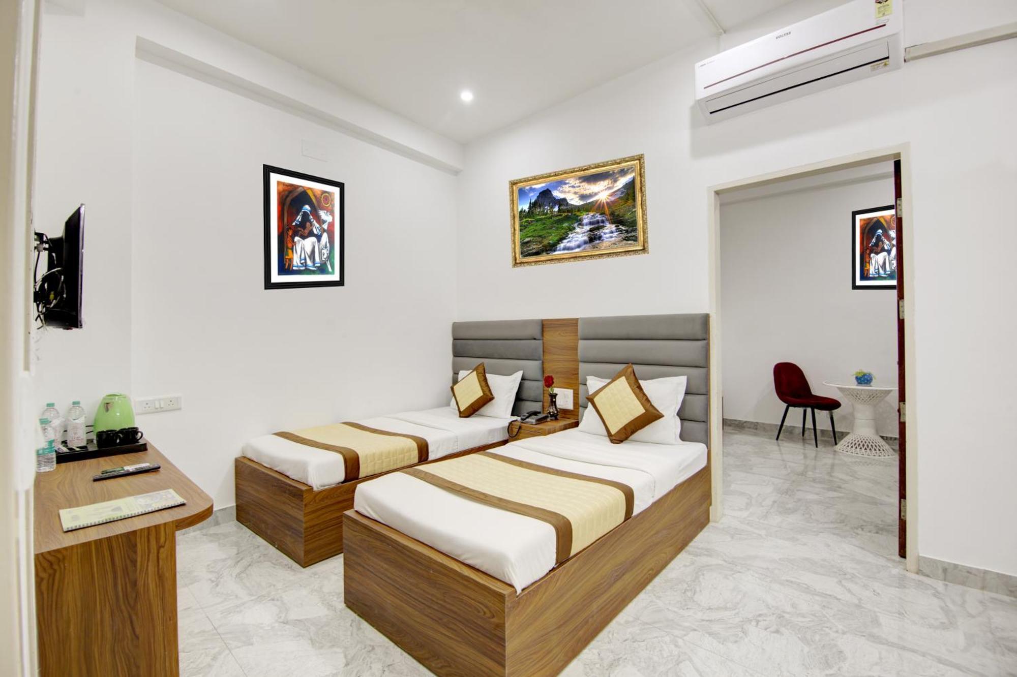 Hotel S B Inn-Near New Delhi Train Station מראה חיצוני תמונה