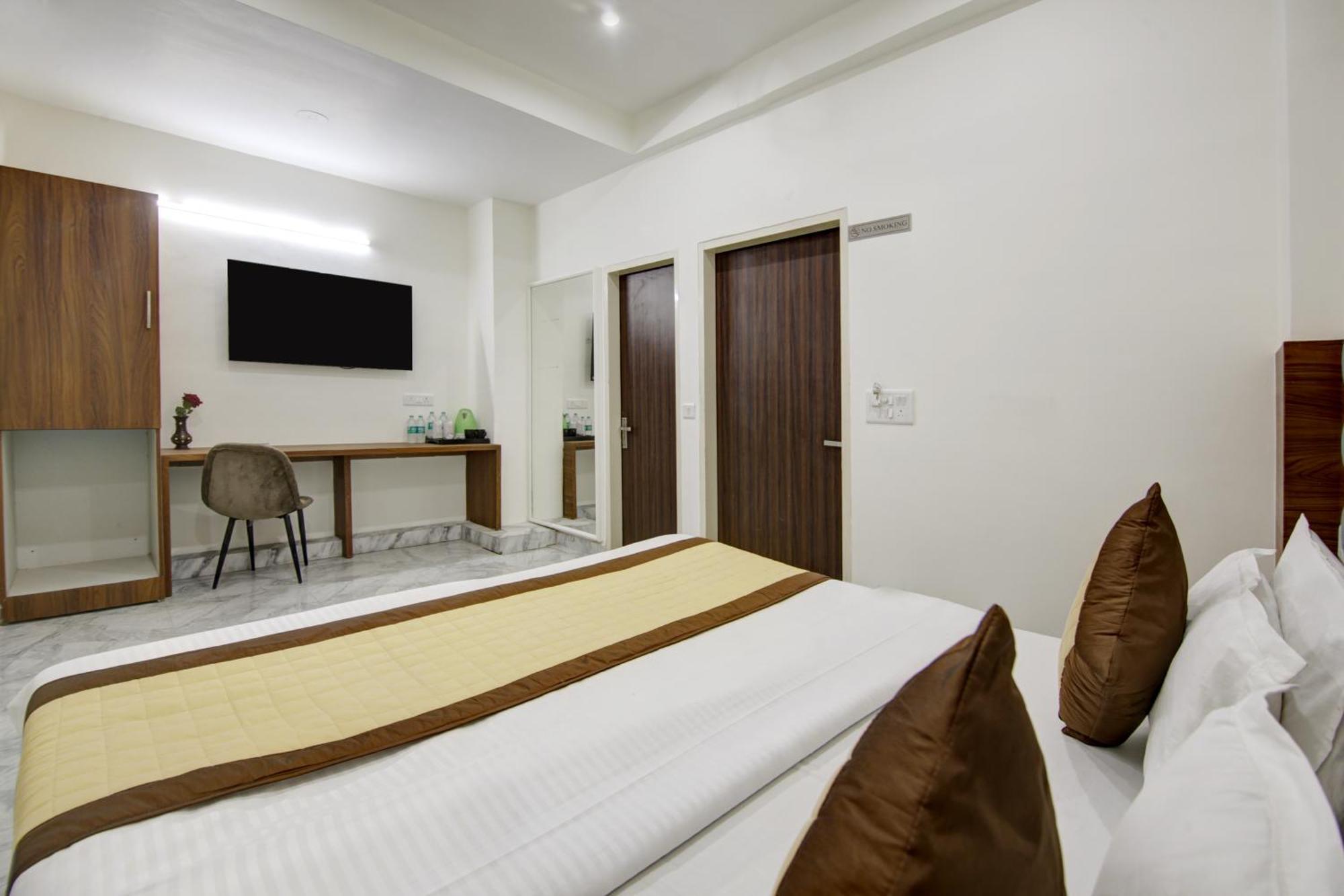 Hotel S B Inn-Near New Delhi Train Station מראה חיצוני תמונה